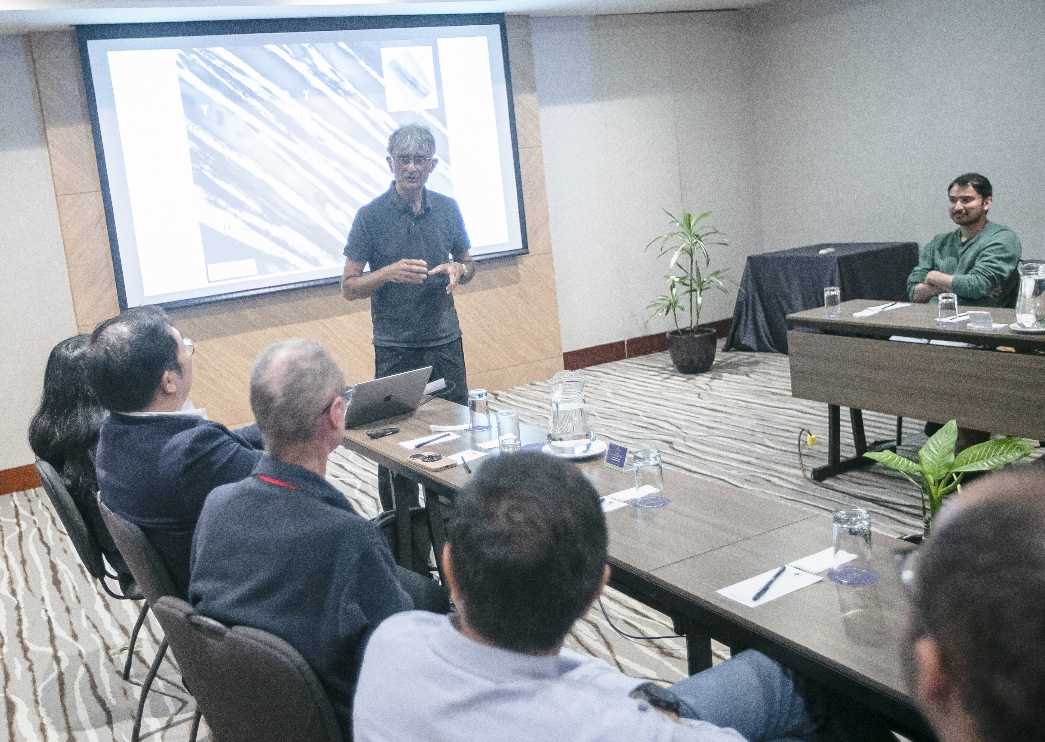 REAPHOTOS_21.jpg REAPHOTOS_21.jpg