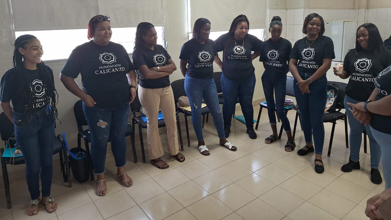 Empowering-women-in-Panama-3-(1).jpg Empowering-women-in-Panama-3-(1).jpg